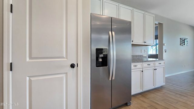 18418 W SUNBELT Drive, Surprise, AZ 85374