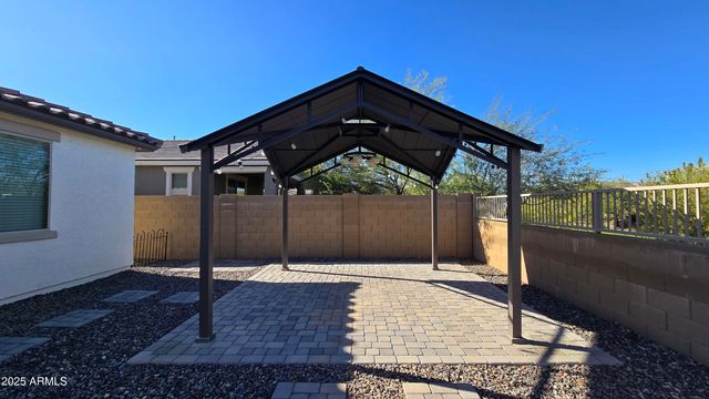 18418 W SUNBELT Drive, Surprise, AZ 85374