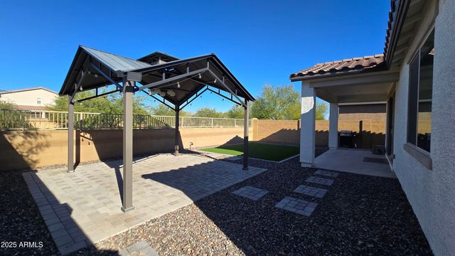 18418 W SUNBELT Drive, Surprise, AZ 85374
