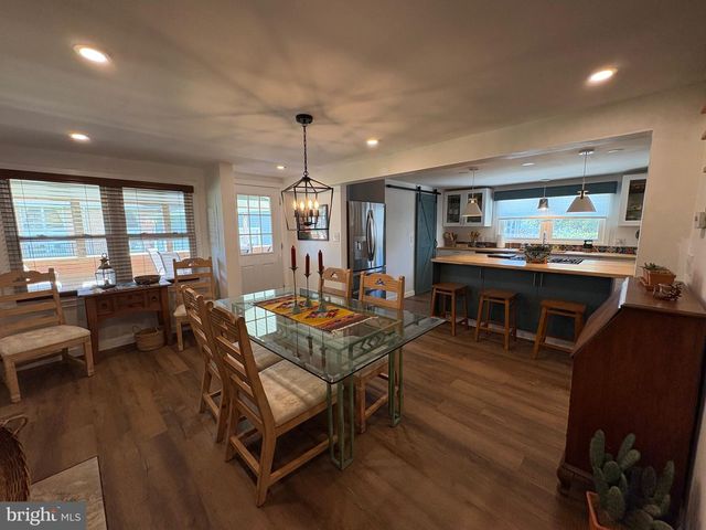 100 WILLIAM PENN AVE, Pennsville, NJ 08070