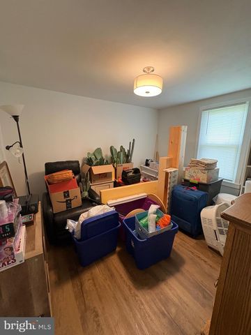 100 WILLIAM PENN AVE, Pennsville, NJ 08070