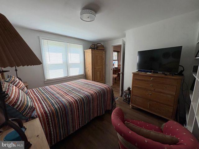 100 WILLIAM PENN AVE, Pennsville, NJ 08070