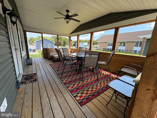 100 WILLIAM PENN AVE, Pennsville, NJ 08070