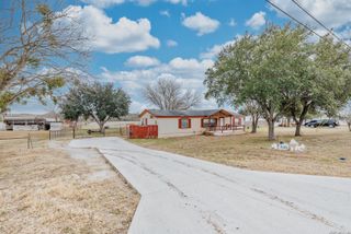 439 longhorn, Seguin, TX 78155