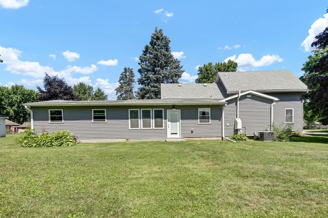 802 S Garden Street, Lake City, MN 55041