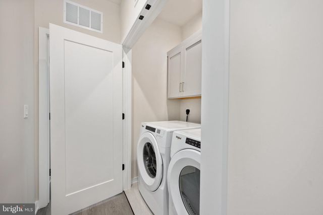 14383 GLEN MANOR DR, Chantilly, VA 20151