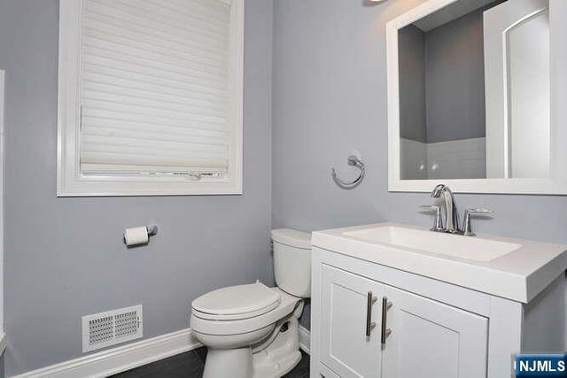 14 Graham Place, Glen Rock, NJ 07452