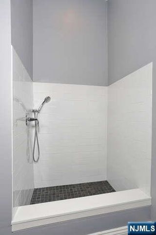 14 Graham Place, Glen Rock, NJ 07452