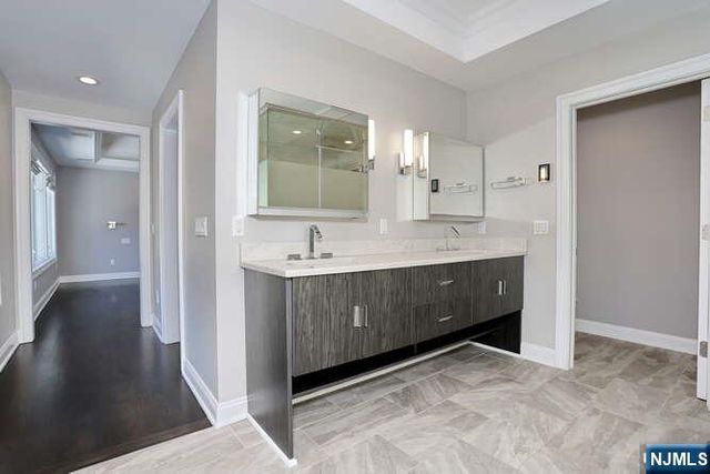 14 Graham Place, Glen Rock, NJ 07452