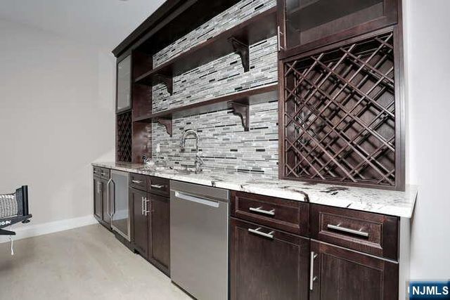 14 Graham Place, Glen Rock, NJ 07452