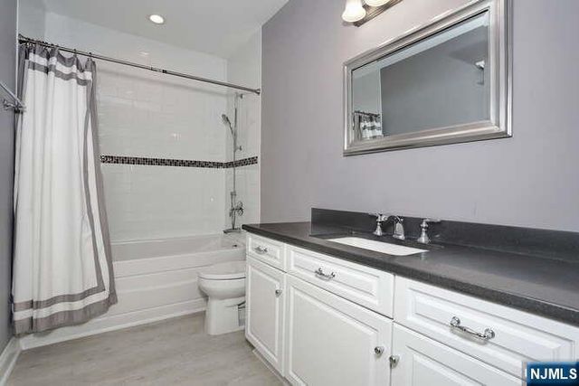 14 Graham Place, Glen Rock, NJ 07452