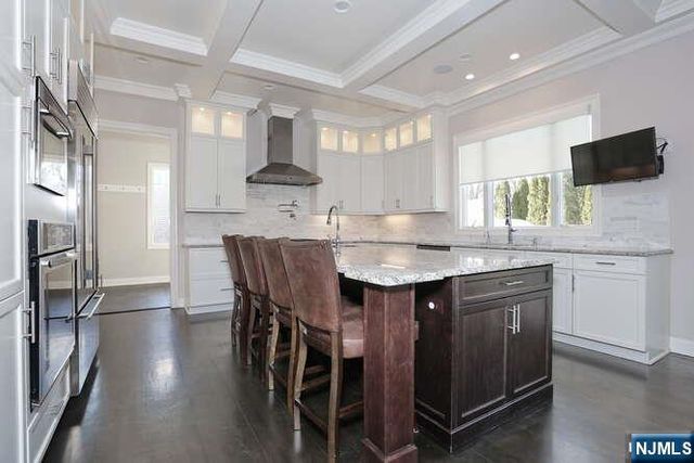 14 Graham Place, Glen Rock, NJ 07452