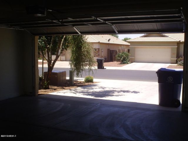 16671 N 169th Avenue, Surprise, AZ 85388
