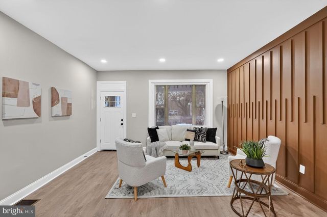 6111 BAYNTON ST, Philadelphia, PA 19144