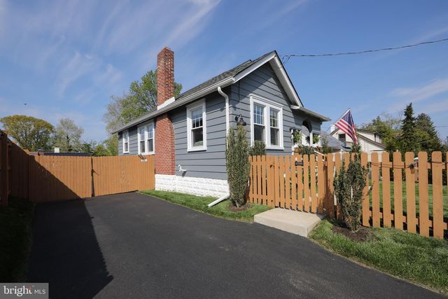 1028 N PROVIDENCE RD, Media, PA 19063