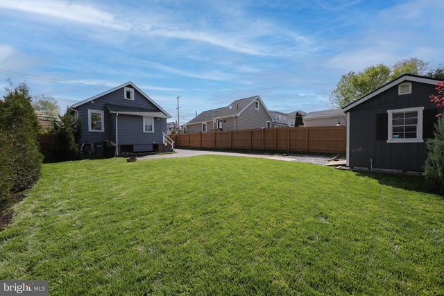 1028 N PROVIDENCE RD, Media, PA 19063