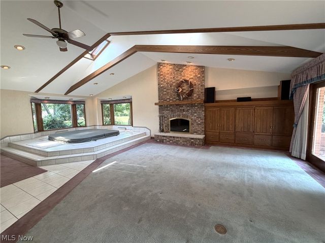 3883 Croydon Drive NW, Canton, OH 44718