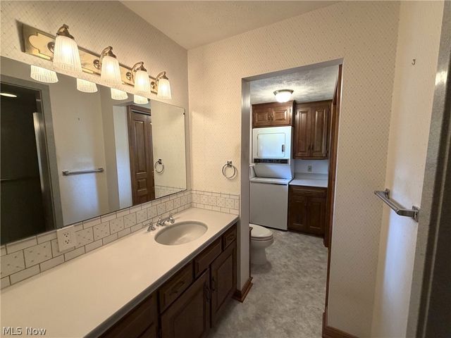 3883 Croydon Drive NW, Canton, OH 44718
