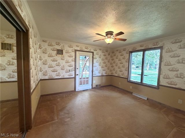 3883 Croydon Drive NW, Canton, OH 44718