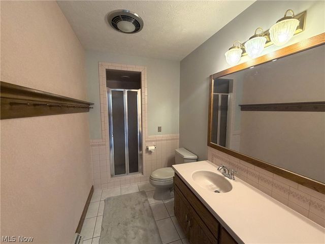 3883 Croydon Drive NW, Canton, OH 44718