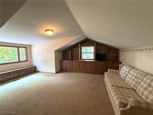 3883 Croydon Drive NW, Canton, OH 44718