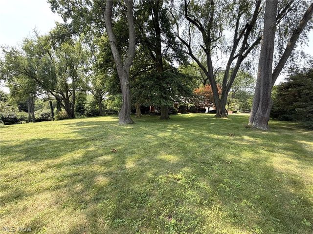 3883 Croydon Drive NW, Canton, OH 44718
