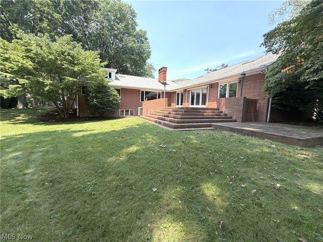 3883 Croydon Drive NW, Canton, OH 44718