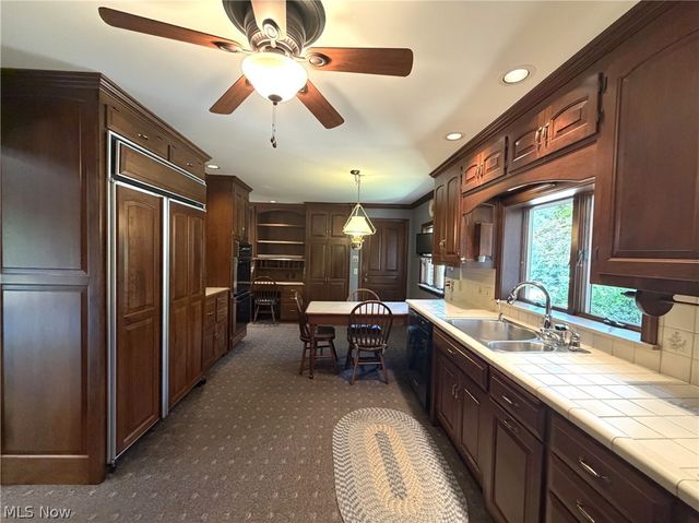 3883 Croydon Drive NW, Canton, OH 44718