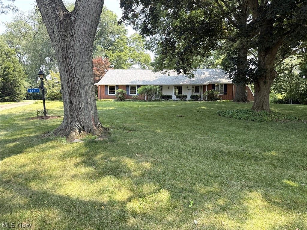 3883 Croydon Drive NW, Canton, OH 44718