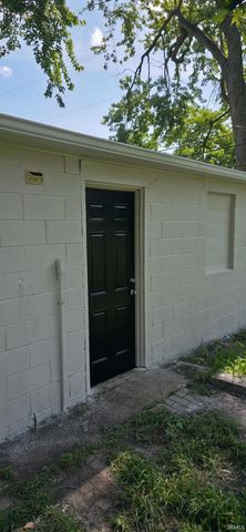 1661 Jeanette Avenue, Evansville, IN 47714