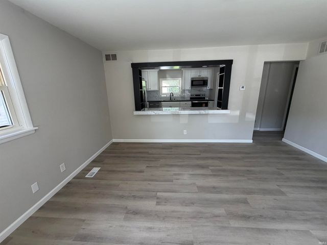 1661 Jeanette Avenue, Evansville, IN 47714