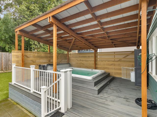 3620 Se HAIG St, Portland, OR 97202