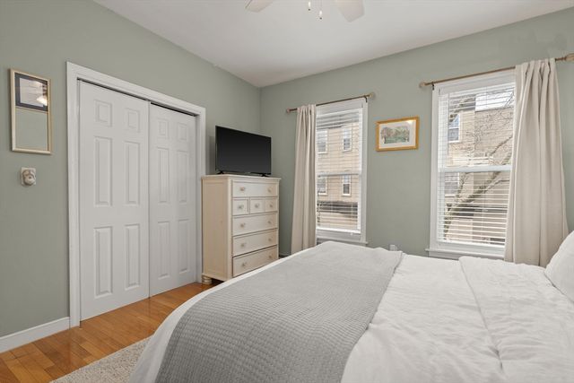 165 M St 2, Boston, MA 02127