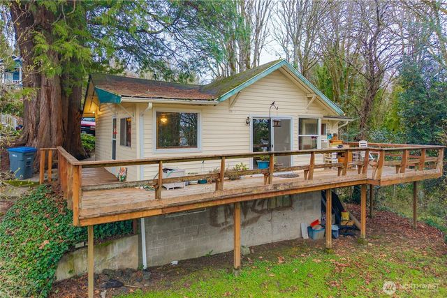 511 Division Street, Port Orchard, WA 98366