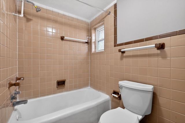 3695 Santiago Drive, Westerville, OH 43081