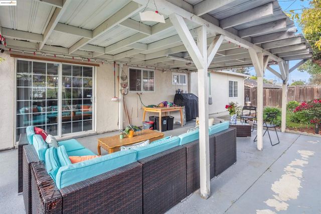 83 Asbury Way, Pittsburg, CA 94565