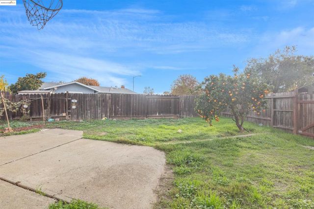 83 Asbury Way, Pittsburg, CA 94565