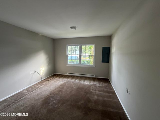 840C Inverness Court, Lakewood, NJ 08701