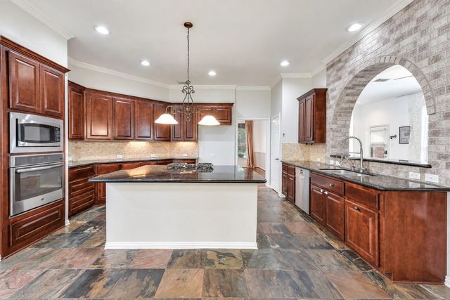8407 Alyssa Gardens Lane, Humble, TX 77396