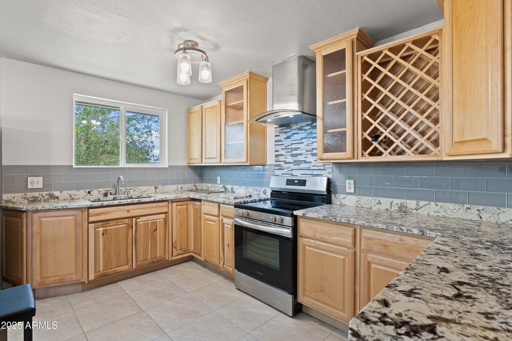5802 N 61ST Drive, Glendale, AZ 85301 — photo 5
