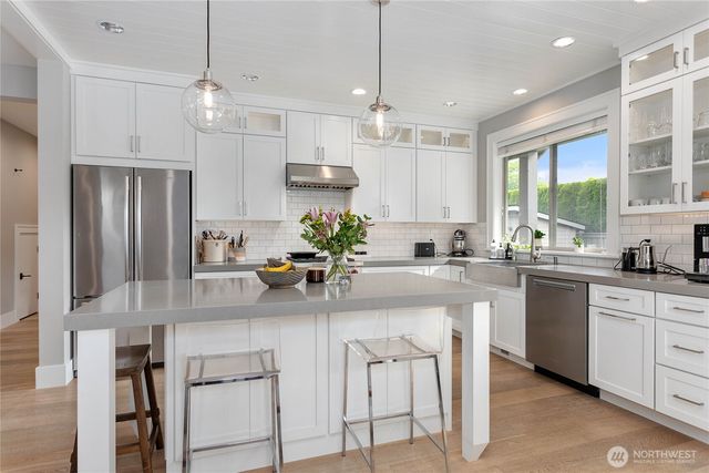 902 Captain Bay Court, Lynden, WA 98264