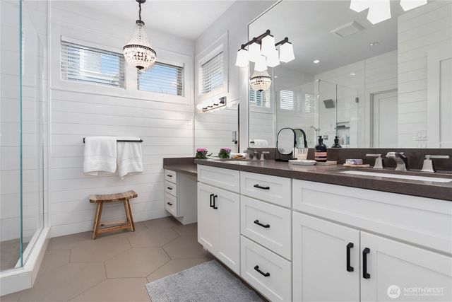 902 Captain Bay Court, Lynden, WA 98264