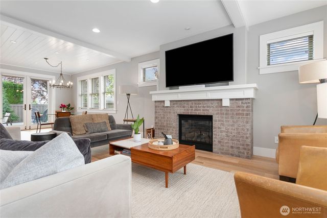 902 Captain Bay Court, Lynden, WA 98264