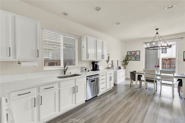 9037 Calico Court, Oak Hills, CA 92344