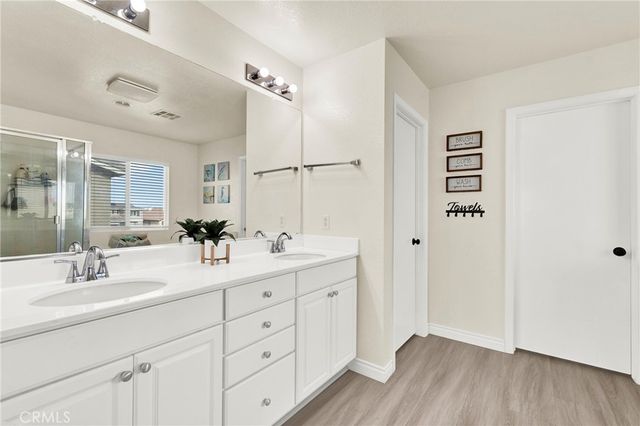 9037 Calico Court, Oak Hills, CA 92344