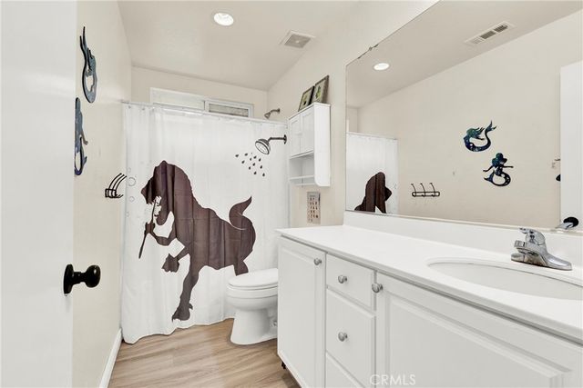 9037 Calico Court, Oak Hills, CA 92344