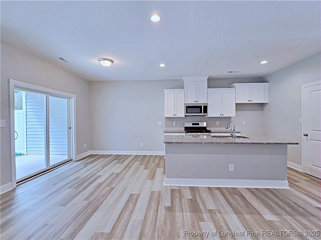 942 Kensington Park Road, Fayetteville, NC 28311 — photo 10