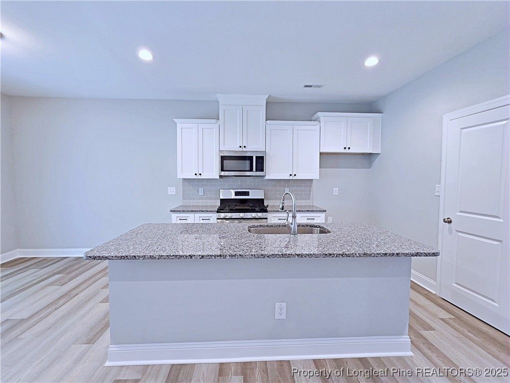 942 Kensington Park Road, Fayetteville, NC 28311 — photo 13