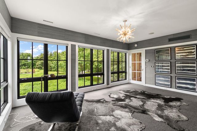 126 W 625 N, Valparaiso, IN 46385