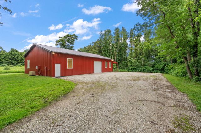 126 W 625 N, Valparaiso, IN 46385